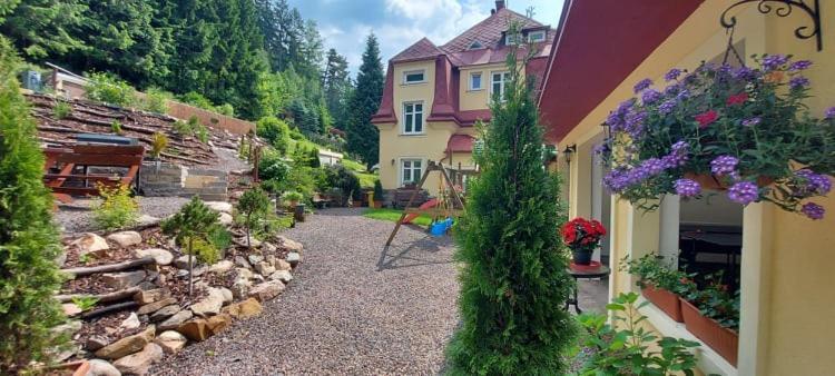 Ubytovani V Soukromi - Apartman Meran Свобода-Над-Упоу Экстерьер фото